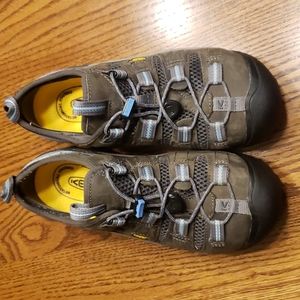 KEEN ESD Steel Toe Utility Shoes, 6.5M, New